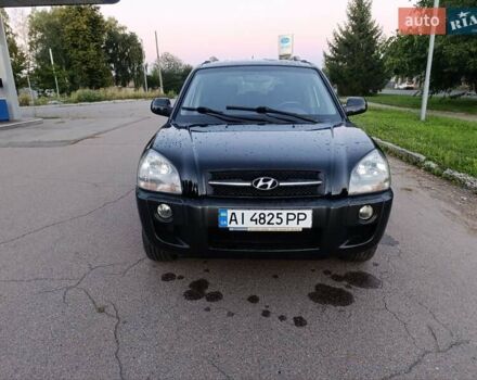 Хендай Туксон, об'ємом двигуна 1.98 л та пробігом 200 тис. км за 8000 $, фото 1 на Automoto.ua