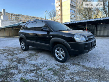 Хендай Туксон, объемом двигателя 2 л и пробегом 137 тыс. км за 9300 $, фото 1 на Automoto.ua