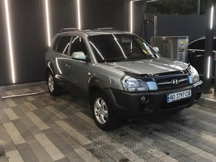 Хендай Туксон 2008 в Ужгороде на Automoto.ua Хендай Туксон, объемом двигателя 2 л и пробегом 199 тыс. км за 7900 $, фото 1 на Automoto.ua