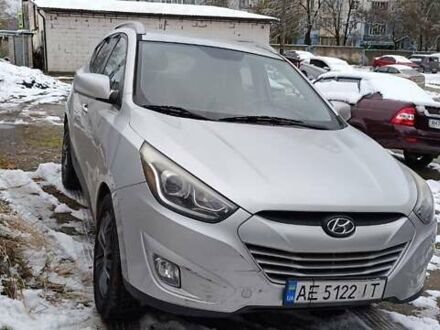 Хендай Туксон 2014 в Днепре (Днепропетровске) на Automoto.ua Хендай Туксон, объемом двигателя 2.4 л и пробегом 205 тыс. км за 11500 $, фото 1 на Automoto.ua