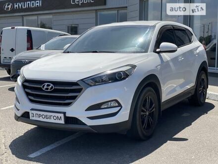 Хендай Туксон 2015 в Кременчуге на Automoto.ua Хендай Туксон, объемом двигателя 2 л и пробегом 200 тыс. км за 17900 $, фото 1 на Automoto.ua