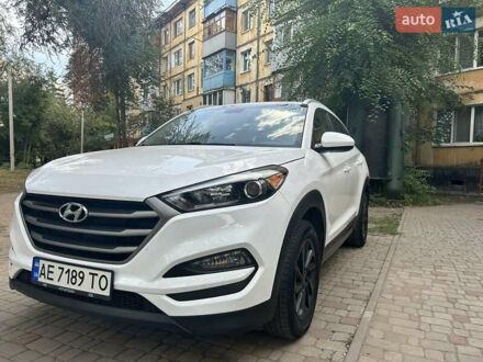 Хендай Туксон, объемом двигателя 2 л и пробегом 69 тыс. км за 16000 $, фото 1 на Automoto.ua