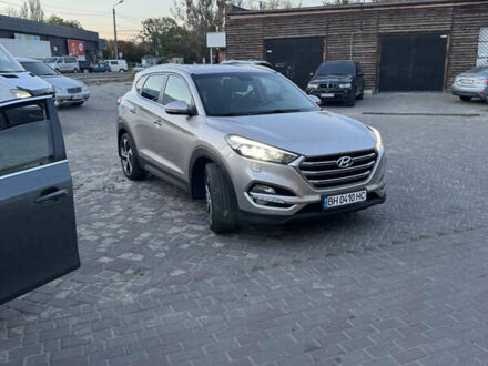 Хендай Туксон, объемом двигателя 2 л и пробегом 165 тыс. км за 18000 $, фото 1 на Automoto.ua