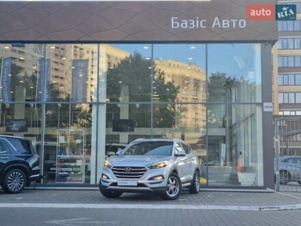 Хендай Туксон 2016 у Одесі на Automoto.ua Хендай Туксон, об'ємом двигуна 1.59 л та пробігом 73 тис. км за 14600 $, фото 1 на Automoto.ua
