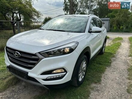 Хендай Туксон 2016 в Ровно на Automoto.ua Хендай Туксон, объемом двигателя 1.6 л и пробегом 165 тыс. км за 15200 $, фото 1 на Automoto.ua