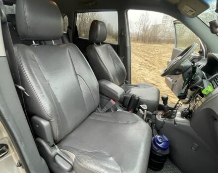 Серый Хендай Туксон, объемом двигателя 2 л и пробегом 267 тыс. км за 4300 $, фото 19 на Automoto.ua