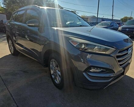 Серый Хендай Туксон, объемом двигателя 0 л и пробегом 90 тыс. км за 5000 $, фото 1 на Automoto.ua