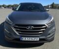 Серый Хендай Туксон, объемом двигателя 2 л и пробегом 184 тыс. км за 336 $, фото 1 на Automoto.ua