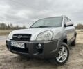 Сірий Хендай Туксон, об'ємом двигуна 2 л та пробігом 270 тис. км за 7700 $, фото 1 на Automoto.ua