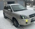 Сірий Хендай Туксон, об'ємом двигуна 2 л та пробігом 246 тис. км за 5999 $, фото 1 на Automoto.ua
