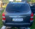 Сірий Хендай Туксон, об'ємом двигуна 2 л та пробігом 248 тис. км за 6100 $, фото 4 на Automoto.ua