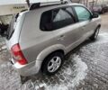 Серый Хендай Туксон, объемом двигателя 2 л и пробегом 240 тыс. км за 8200 $, фото 10 на Automoto.ua