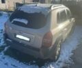 Хендай Туксон 2007 у Доброполье на Automoto.ua Сірий Хендай Туксон, об'ємом двигуна 2 л та пробігом 208 тис. км за 8300 $, фото 2 на Automoto.ua