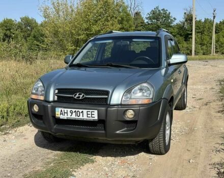 Сірий Хендай Туксон, об'ємом двигуна 2 л та пробігом 160 тис. км за 9200 $, фото 4 на Automoto.ua