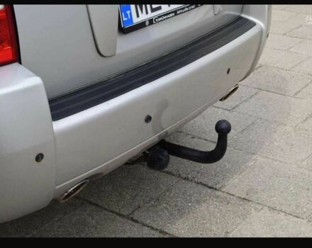 Серый Хендай Туксон, объемом двигателя 2 л и пробегом 230 тыс. км за 5500 $, фото 2 на Automoto.ua