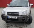 Сірий Хендай Туксон, об'ємом двигуна 2 л та пробігом 180 тис. км за 10000 $, фото 1 на Automoto.ua