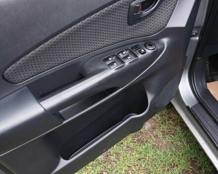 Серый Хендай Туксон, объемом двигателя 2 л и пробегом 78 тыс. км за 11600 $, фото 9 на Automoto.ua