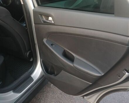 Хендай Туксон 2016 в Белой Церкве на Automoto.ua Серый Хендай Туксон, объемом двигателя 2 л и пробегом 110 тыс. км за 17400 $, фото 6 на Automoto.ua