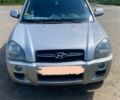 Сірий Хендай Туксон, об'ємом двигуна 2 л та пробігом 1000 тис. км за 4000 $, фото 1 на Automoto.ua