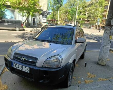 Сірий Хендай Туксон, об'ємом двигуна 2 л та пробігом 3 тис. км за 4900 $, фото 1 на Automoto.ua