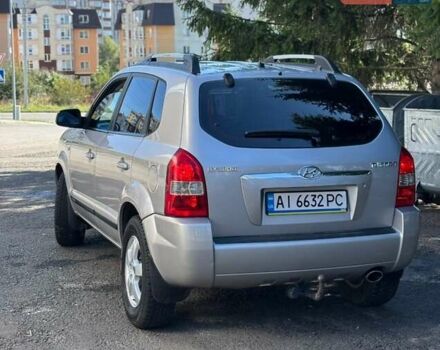 Сірий Хендай Туксон, об'ємом двигуна 2 л та пробігом 230 тис. км за 5900 $, фото 1 на Automoto.ua