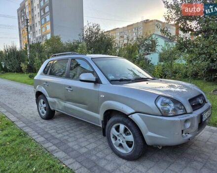 Сірий Хендай Туксон, об'ємом двигуна 1.98 л та пробігом 230 тис. км за 5500 $, фото 8 на Automoto.ua