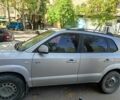 Сірий Хендай Туксон, об'ємом двигуна 2 л та пробігом 3 тис. км за 4900 $, фото 2 на Automoto.ua
