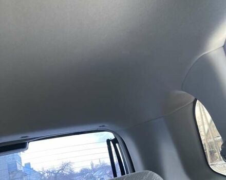 Сірий Хендай Туксон, об'ємом двигуна 1.98 л та пробігом 250 тис. км за 7900 $, фото 23 на Automoto.ua