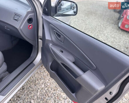 Серый Хендай Туксон, объемом двигателя 2 л и пробегом 155 тыс. км за 6989 $, фото 48 на Automoto.ua