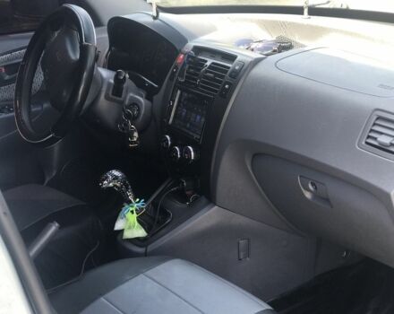 Серый Хендай Туксон, объемом двигателя 2 л и пробегом 240 тыс. км за 8100 $, фото 9 на Automoto.ua