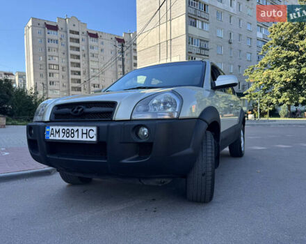 Сірий Хендай Туксон, об'ємом двигуна 1.98 л та пробігом 211 тис. км за 6700 $, фото 6 на Automoto.ua