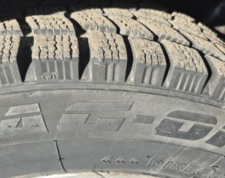 Сірий Хендай Туксон, об'ємом двигуна 2 л та пробігом 250 тис. км за 4132 $, фото 6 на Automoto.ua