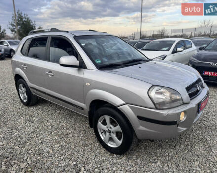 Серый Хендай Туксон, объемом двигателя 2 л и пробегом 155 тыс. км за 6989 $, фото 20 на Automoto.ua