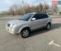 Серый Хендай Туксон, объемом двигателя 1.98 л и пробегом 181 тыс. км за 7000 $, фото 1 на Automoto.ua