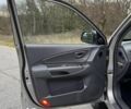 Сірий Хендай Туксон, об'ємом двигуна 2 л та пробігом 187 тис. км за 7650 $, фото 5 на Automoto.ua