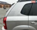 Серый Хендай Туксон, объемом двигателя 1.98 л и пробегом 274 тыс. км за 6800 $, фото 29 на Automoto.ua