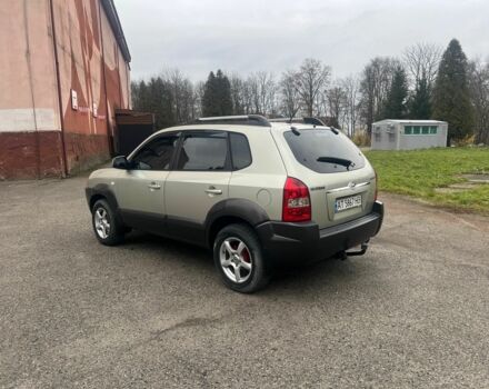 Серый Хендай Туксон, объемом двигателя 2 л и пробегом 205 тыс. км за 6700 $, фото 11 на Automoto.ua