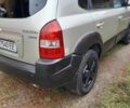 Сірий Хендай Туксон, об'ємом двигуна 1.99 л та пробігом 282 тис. км за 6200 $, фото 5 на Automoto.ua