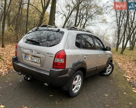Серый Хендай Туксон, объемом двигателя 2 л и пробегом 248 тыс. км за 6599 $, фото 13 на Automoto.ua