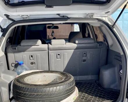 Сірий Хендай Туксон, об'ємом двигуна 1.98 л та пробігом 250 тис. км за 7900 $, фото 16 на Automoto.ua