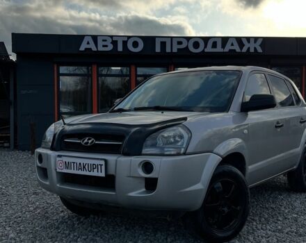 Сірий Хендай Туксон, об'ємом двигуна 0 л та пробігом 262 тис. км за 6800 $, фото 3 на Automoto.ua