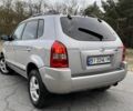 Сірий Хендай Туксон, об'ємом двигуна 2 л та пробігом 187 тис. км за 7650 $, фото 3 на Automoto.ua