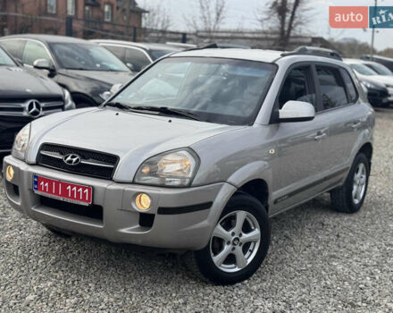 Серый Хендай Туксон, объемом двигателя 2 л и пробегом 155 тыс. км за 6989 $, фото 26 на Automoto.ua