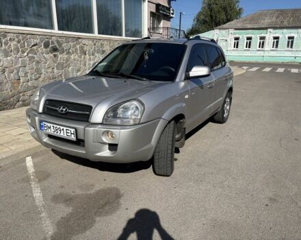 Серый Хендай Туксон, объемом двигателя 2 л и пробегом 270 тыс. км за 7300 $, фото 2 на Automoto.ua