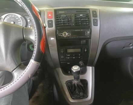 Хендай Туксон 2005 в Тячеве на Automoto.ua Серый Хендай Туксон, объемом двигателя 0 л и пробегом 245 тыс. км за 3700 $, фото 4 на Automoto.ua