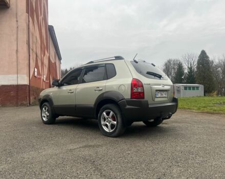 Серый Хендай Туксон, объемом двигателя 2 л и пробегом 205 тыс. км за 6700 $, фото 10 на Automoto.ua