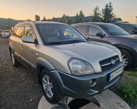 Сірий Хендай Туксон, об'ємом двигуна 2 л та пробігом 224 тис. км за 6800 $, фото 1 на Automoto.ua
