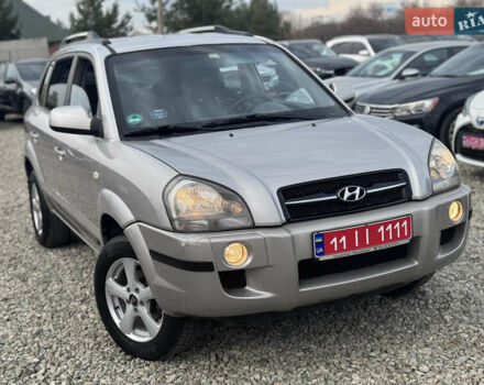 Серый Хендай Туксон, объемом двигателя 2 л и пробегом 155 тыс. км за 6989 $, фото 25 на Automoto.ua