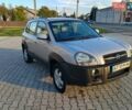Сірий Хендай Туксон, об'ємом двигуна 1.99 л та пробігом 300 тис. км за 7700 $, фото 9 на Automoto.ua