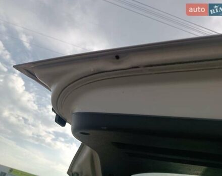 Серый Хендай Туксон, объемом двигателя 1.98 л и пробегом 181 тыс. км за 7000 $, фото 9 на Automoto.ua